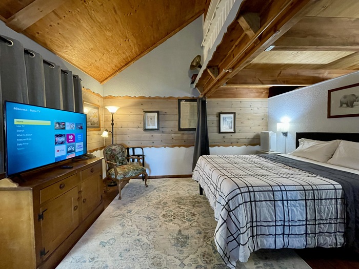 Sierra Suite downstairs