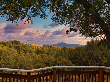 Sierra Mountain Lodge Vacation Lodging Near Yosemite National Park